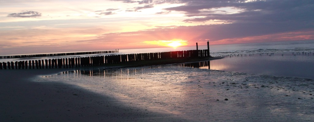 Strand zonsondergang.jpg